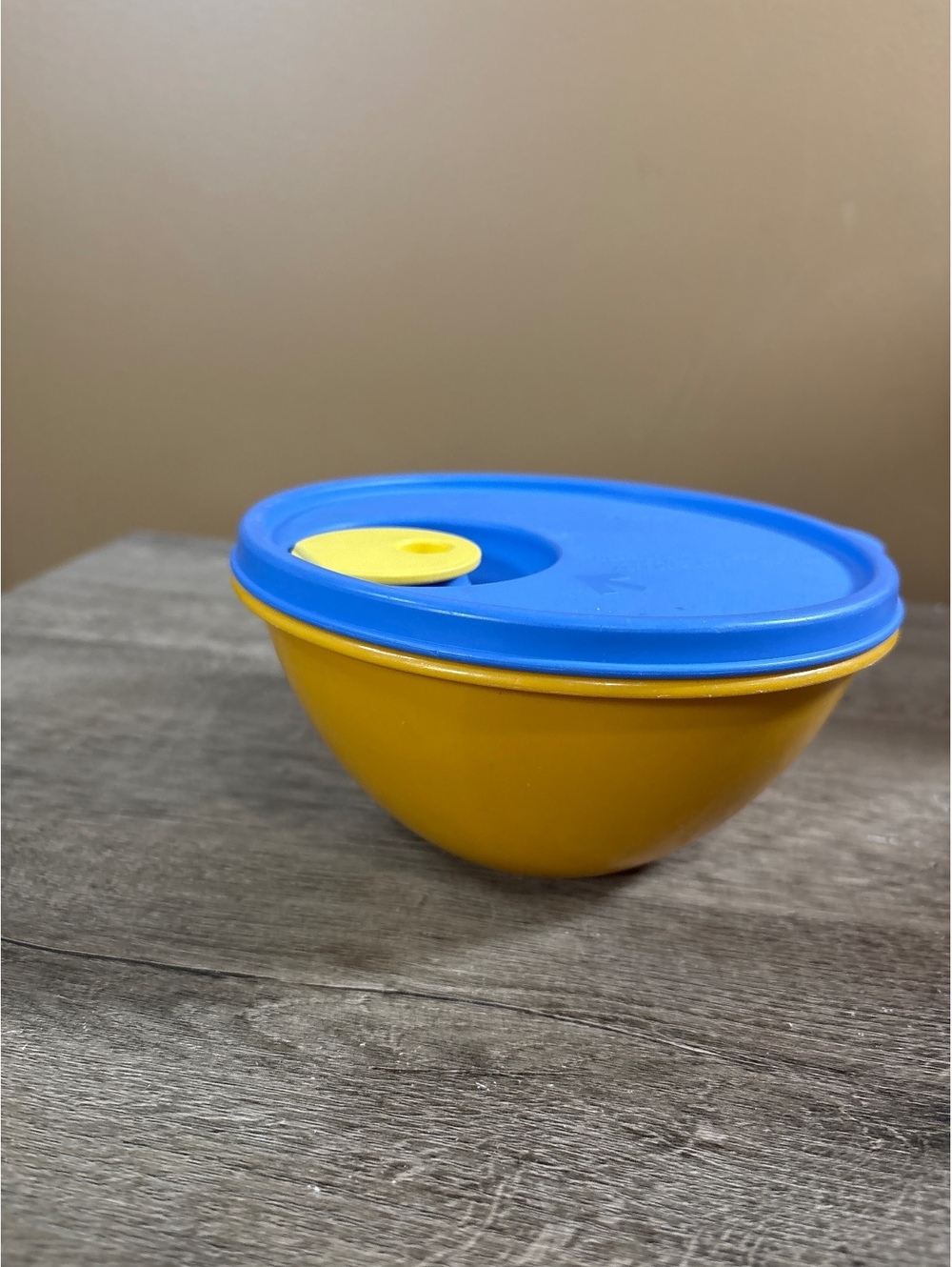 Vintage Tupperware Yellow Bowl with Blue Vent Lid